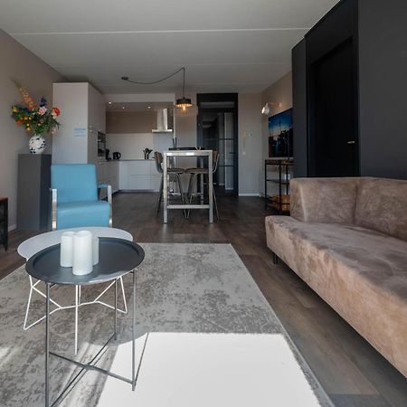 Zuiderzeestate 35, Prachtig Appartement Aan Het Ijsselmeer Makkum Exterior photo